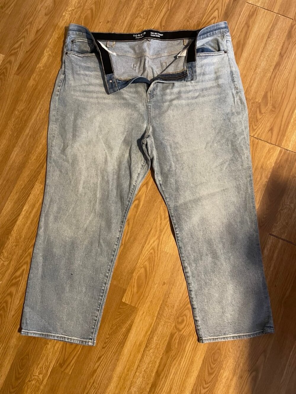 Torrid High-Rise Straight Jeans Size 26R